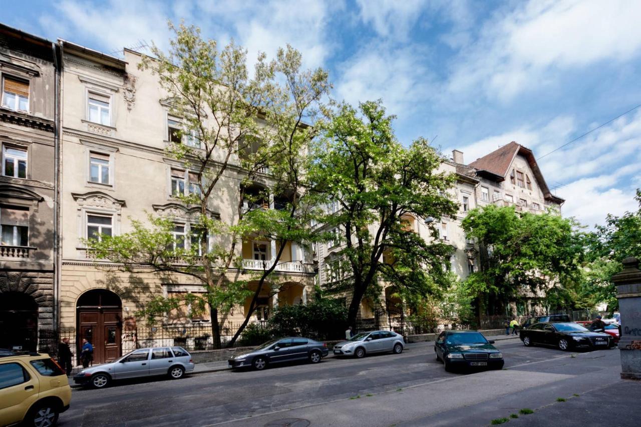 Heroes Square & City Park Thermals Apartment Budapest Exterior foto